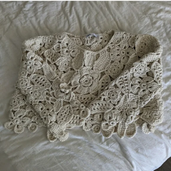 Zara Crochet top - Picture 4 of 11